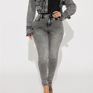 It's Giving High Stretch Curvy Skinny Jeans